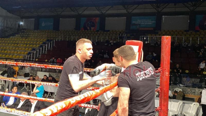 Akyazılı Kickboksçular Dünya Kupası Üçüncüsü Oldu