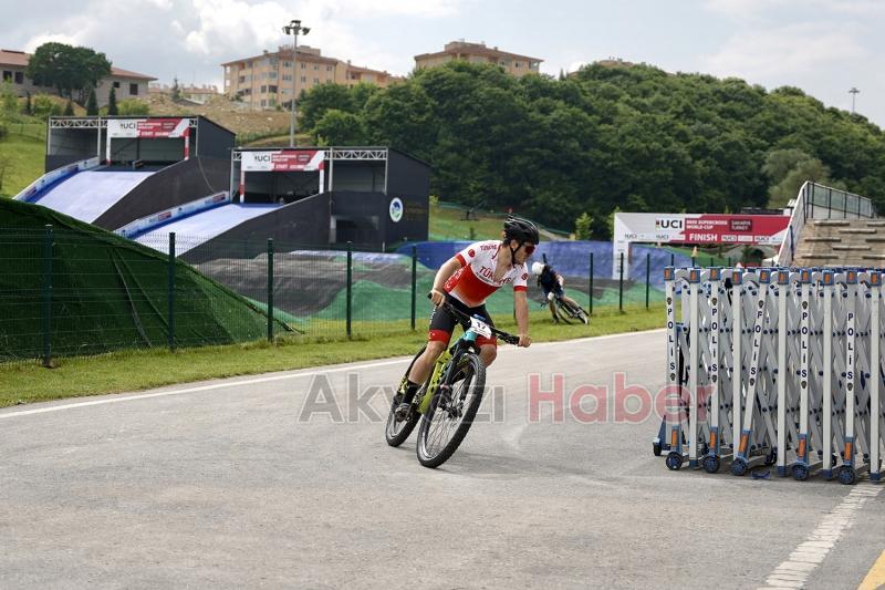 Dünya Kupası yarışları nefes kesti