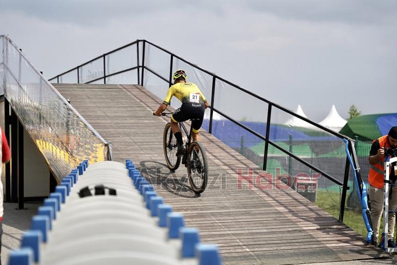 Dünya Kupası yarışları nefes kesti