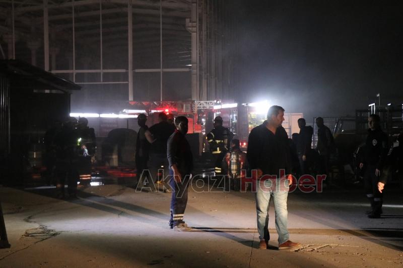 Traktör fabrikası'nın içinde bulunan otomotiv boyahanesinde yangın