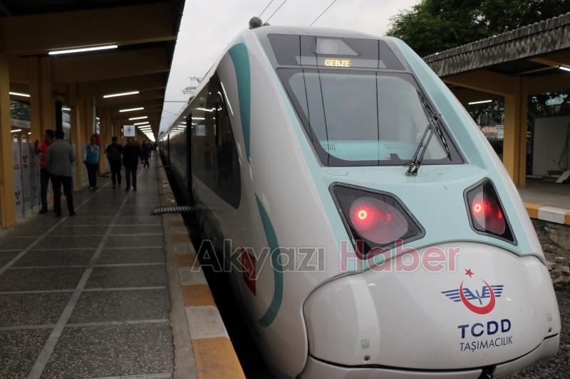Milli Elektrikli Tren seferlere başladı