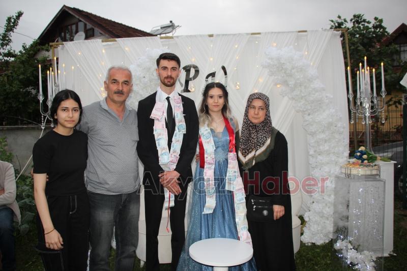 Pınar Yıldırım ve Uğur Boğaz nişanlanarak evlilik yolunda ilk adımı attılar