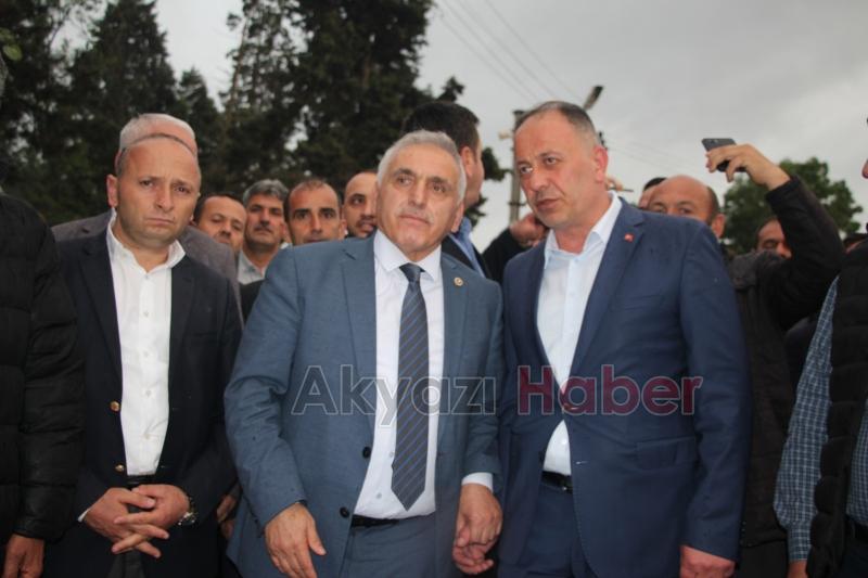 Ali İnci Akyazı'da kutlamalara katıldı