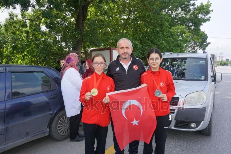 Balkan Şampiyonları Akyazı’da Karşılandı