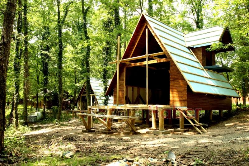 Büyükşehir’in bungalovları doğaya renk kattı