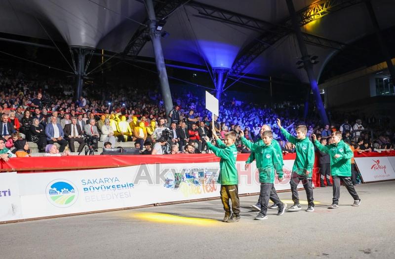 Dünya Şampiyonası lansmanında unutulmaz şovlar