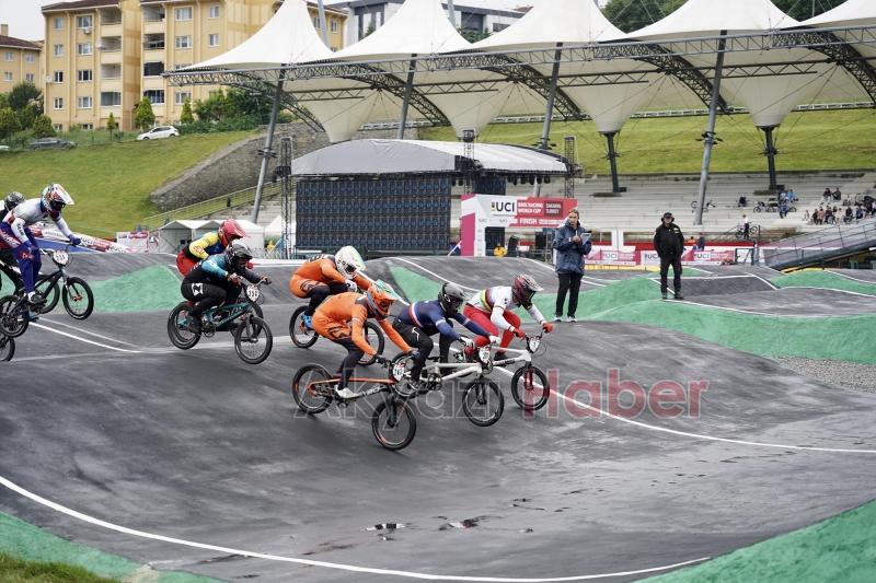 Dünyanın en iyileri vadide pedal çeviriyor