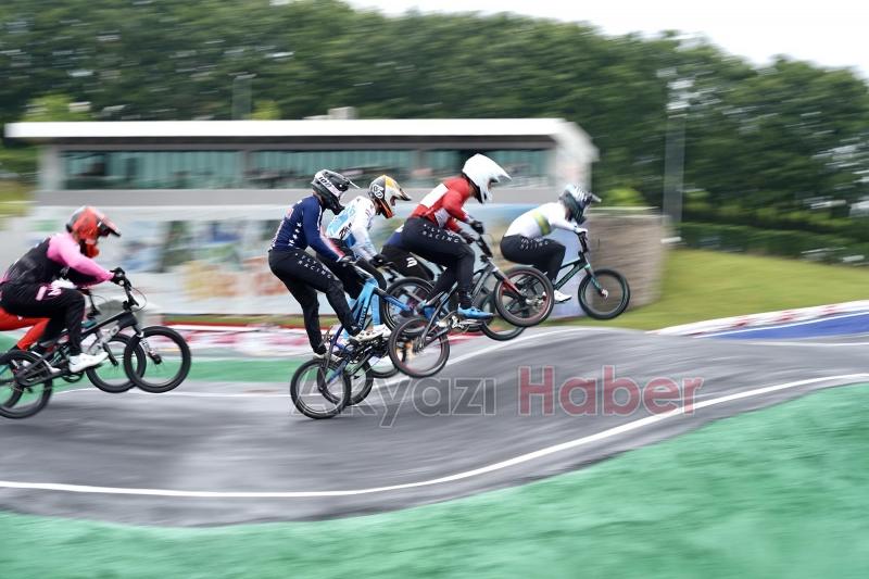 Dünyanın en iyileri vadide pedal çeviriyor