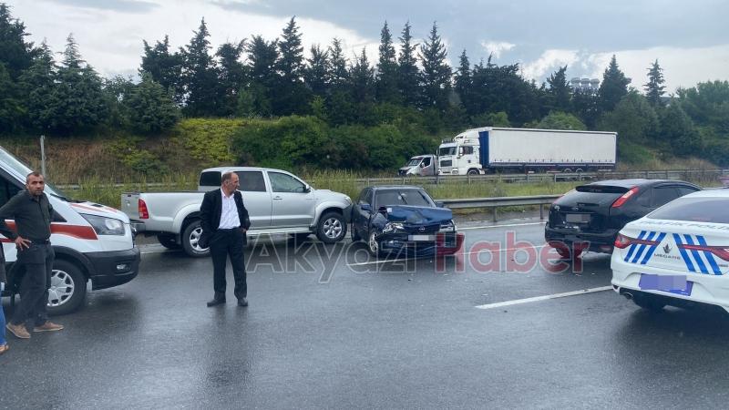 Otoyolda 14 araç birbirine girdi