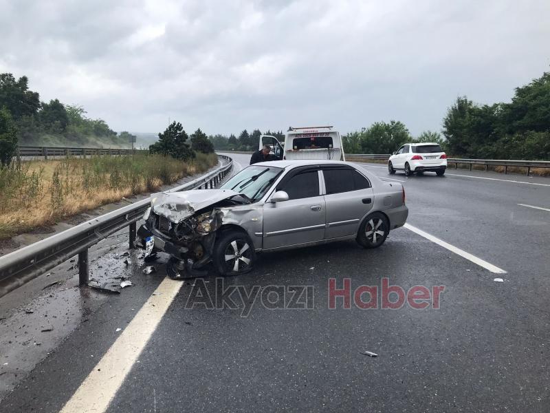 Otoyolda 14 araç birbirine girdi