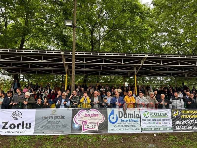 Pehlivanlar Akbalık Yağlı Güreşleri'nde er meydanına çıktı