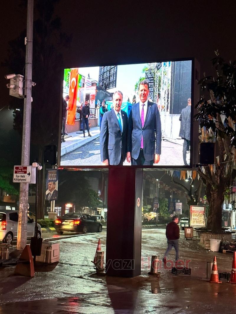 İlçe Merkezinde yollar içler acısı