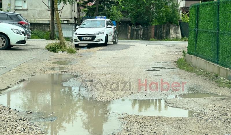 Bozuk yol tepkisine başkandan kulak asmıyoruz yanıtı