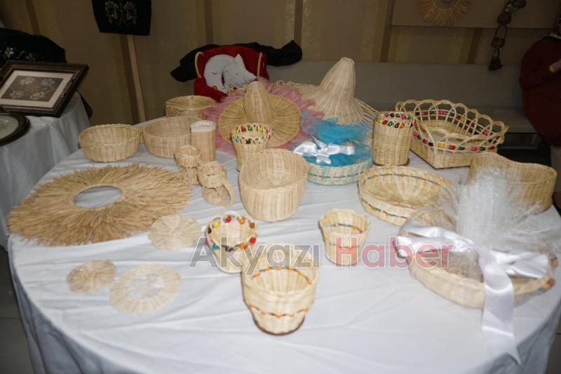 Karapürçek'te Hayat Boyu Öğrenme Haftası sergisi düzenlendi