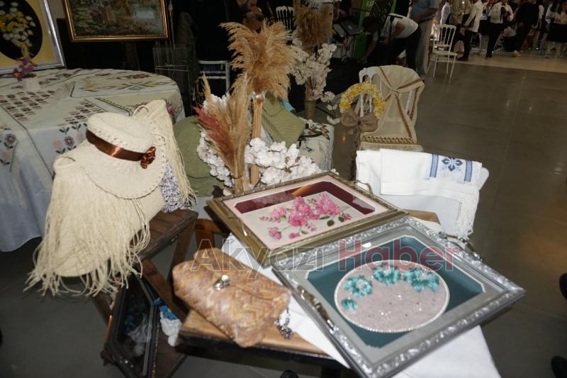 Karapürçek'te Hayat Boyu Öğrenme Haftası sergisi düzenlendi