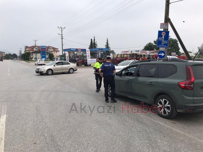 Akyazı'da Trafik uygulaması yapıldı