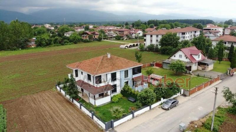 Yasin Emlak'tan satılık bahçeli lüx dublex villa