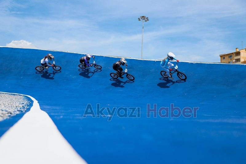 Bisiklet Vadisi 26 günde 11 uluslararası yarışa ev sahipliği yaptı