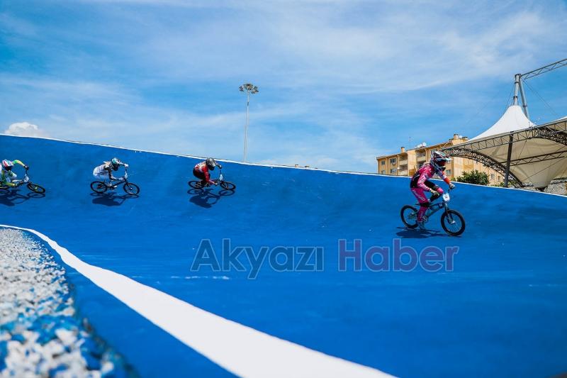 Bisiklet Vadisi 26 günde 11 uluslararası yarışa ev sahipliği yaptı