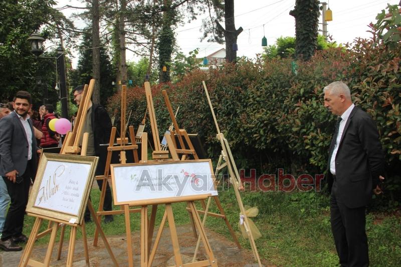 Akyazı Konuralp Anadolu Lisesi'nde kaligrafi sergisi