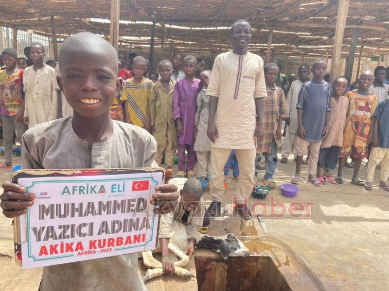 Afrika Eli Derneği kurban bağışı