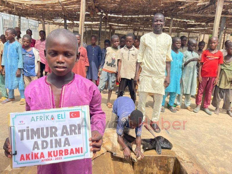Afrika Eli Derneği kurban bağışı