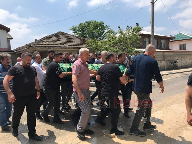 Akyazı'da kazada ölen genç defnedildi