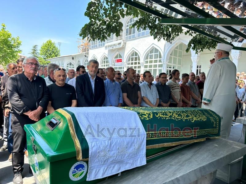 Ergin Orhan dualarla toprağa verildi.