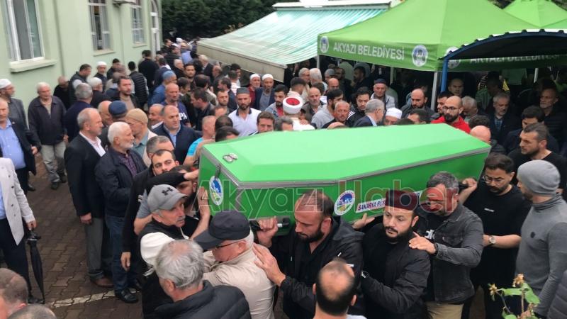 Bir hafta önce çocuğu olmuştu kazada ölen babaya acı veda