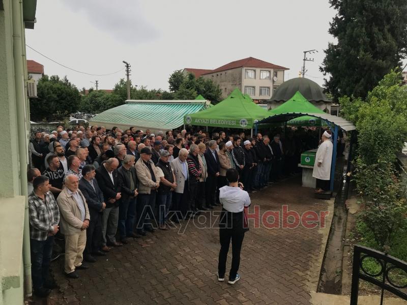 Bir hafta önce çocuğu olmuştu kazada ölen babaya acı veda