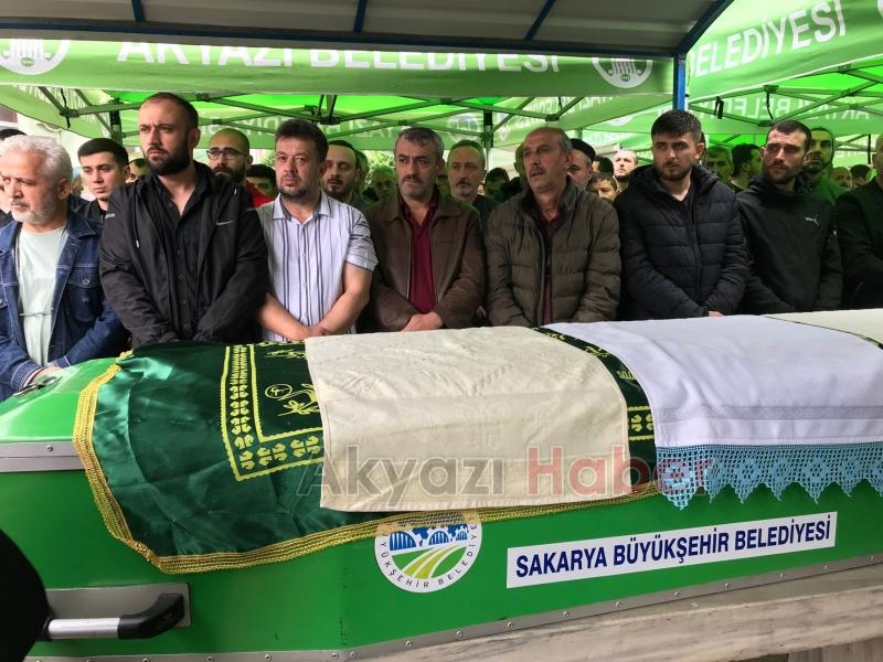 Bir hafta önce çocuğu olmuştu kazada ölen babaya acı veda