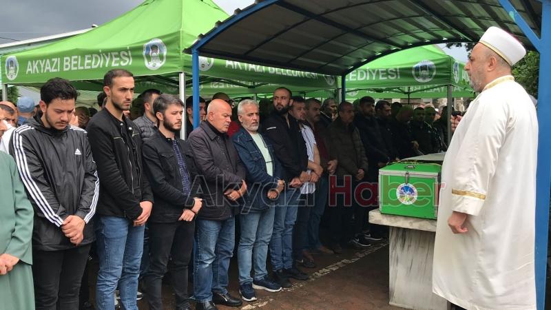 Bir hafta önce çocuğu olmuştu kazada ölen babaya acı veda