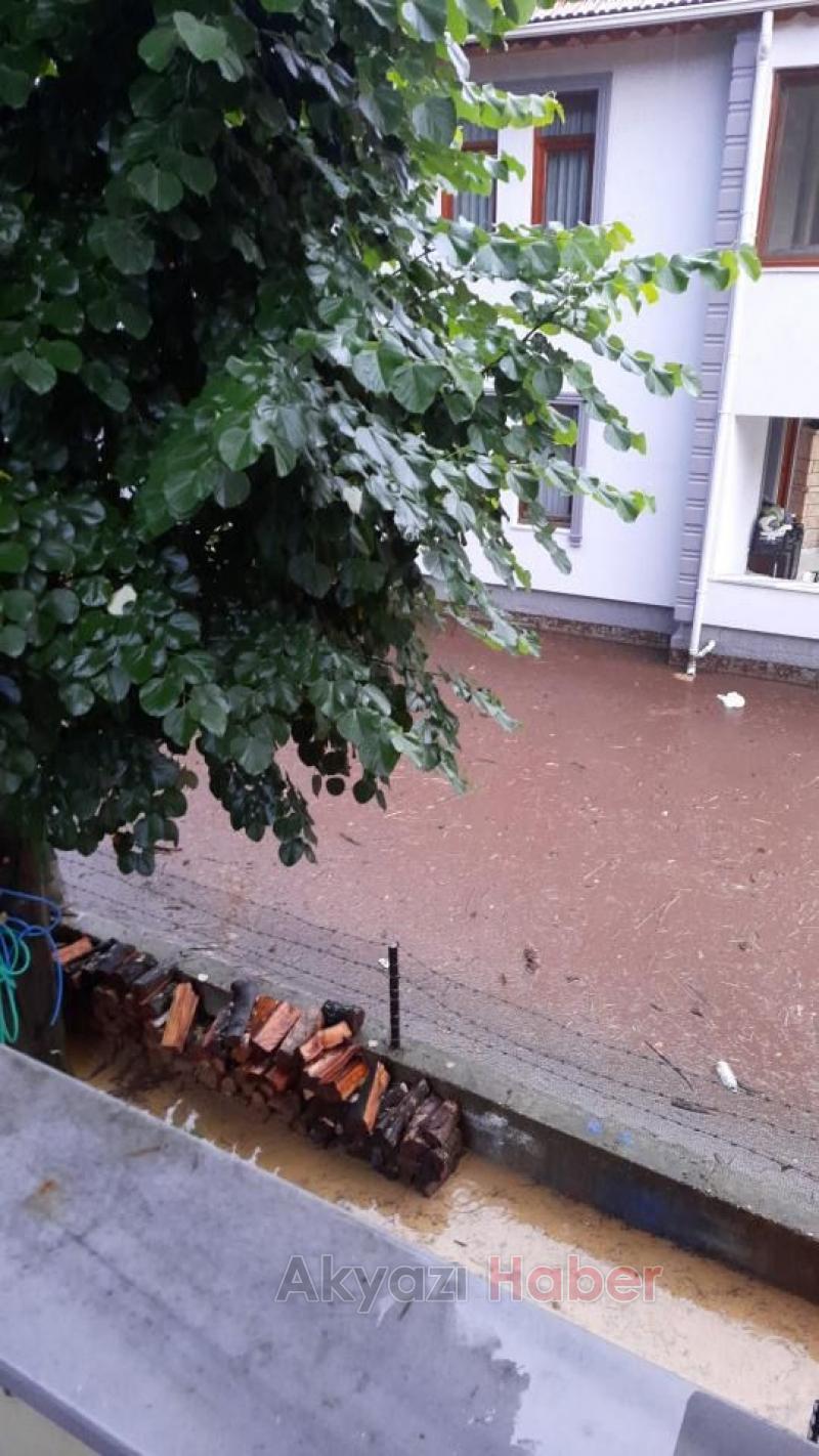 Şiddetli yağış Dokurcunu vurdu