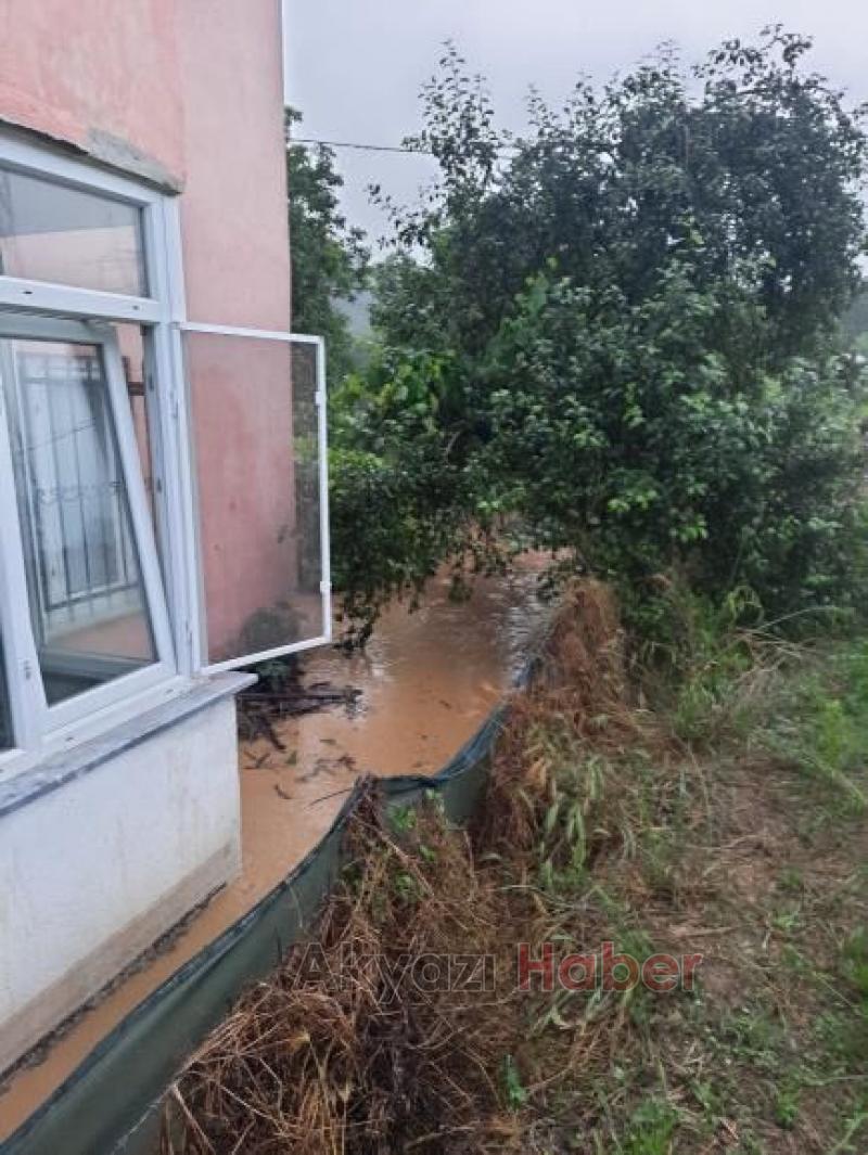 Şiddetli yağış Dokurcunu vurdu
