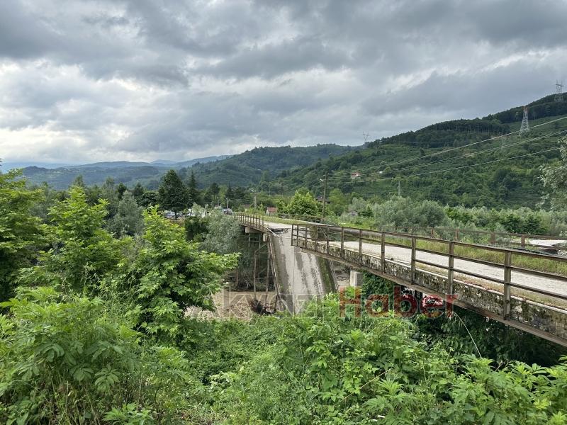 Akyazıda sel pek çok mahalleyi vurdu