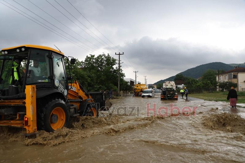 Büyükşehirden taşkınlara anında müdahale