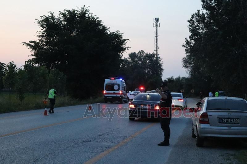 Akyazıda feci kaza: 4 yaralı