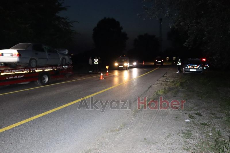 Akyazıda feci kaza: 4 yaralı