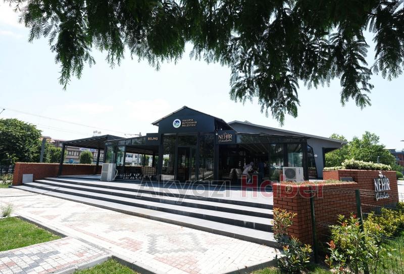 Büyükşehirin markası Nehir Çikolatası vitrinlerde satışta