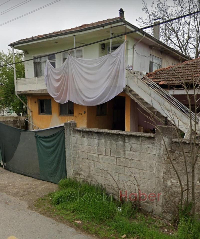 Balkondan düşen çocuk hayatını kaybetti