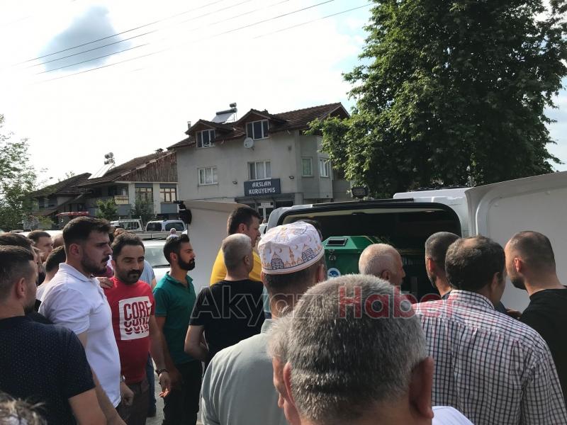 Halit Sandıkçıoğlu dualarla defnedildi.    