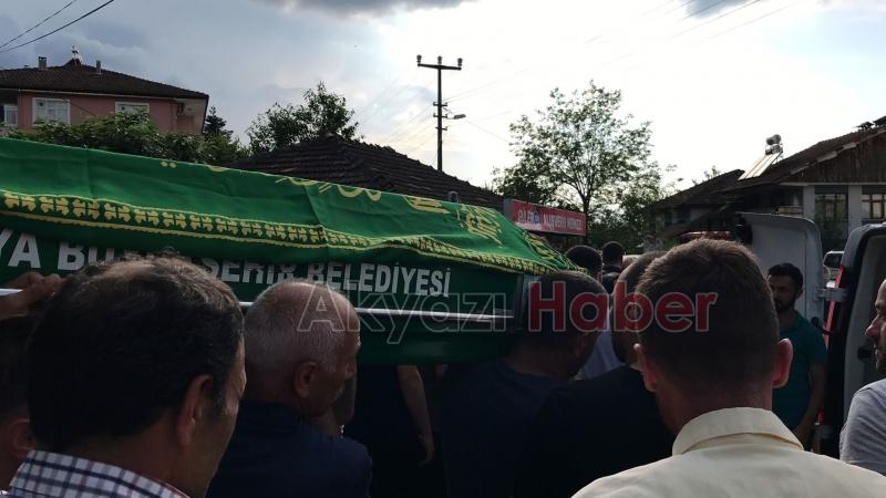 Halit Sandıkçıoğlu dualarla defnedildi.    