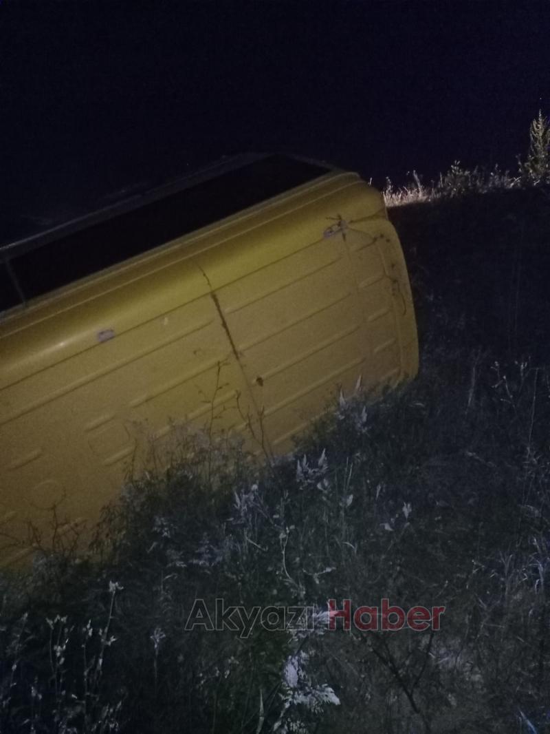 Minibüs şarampole uçtu