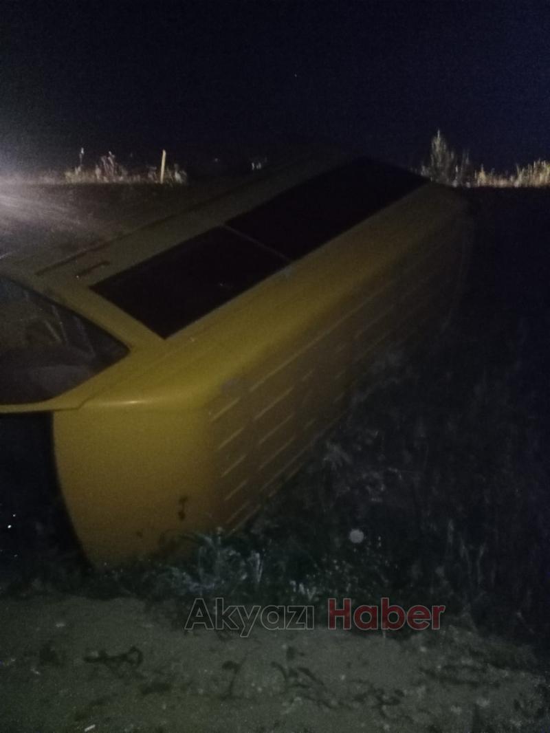 Minibüs şarampole uçtu