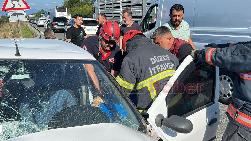 otoyolda kaza 12 yaralı