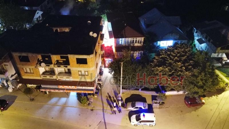 Akyazı'da metruk evde yangın