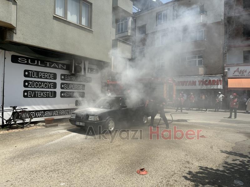 Otomobili kül olmaktan itfaiye kurtardı