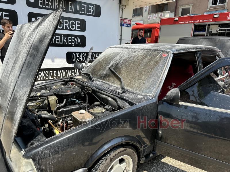 Otomobili kül olmaktan itfaiye kurtardı