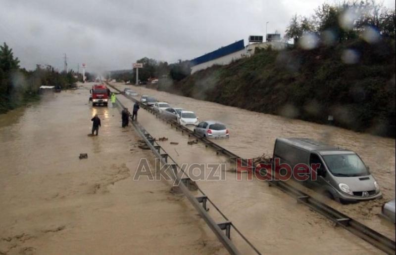 Sakaryada sel alarmı