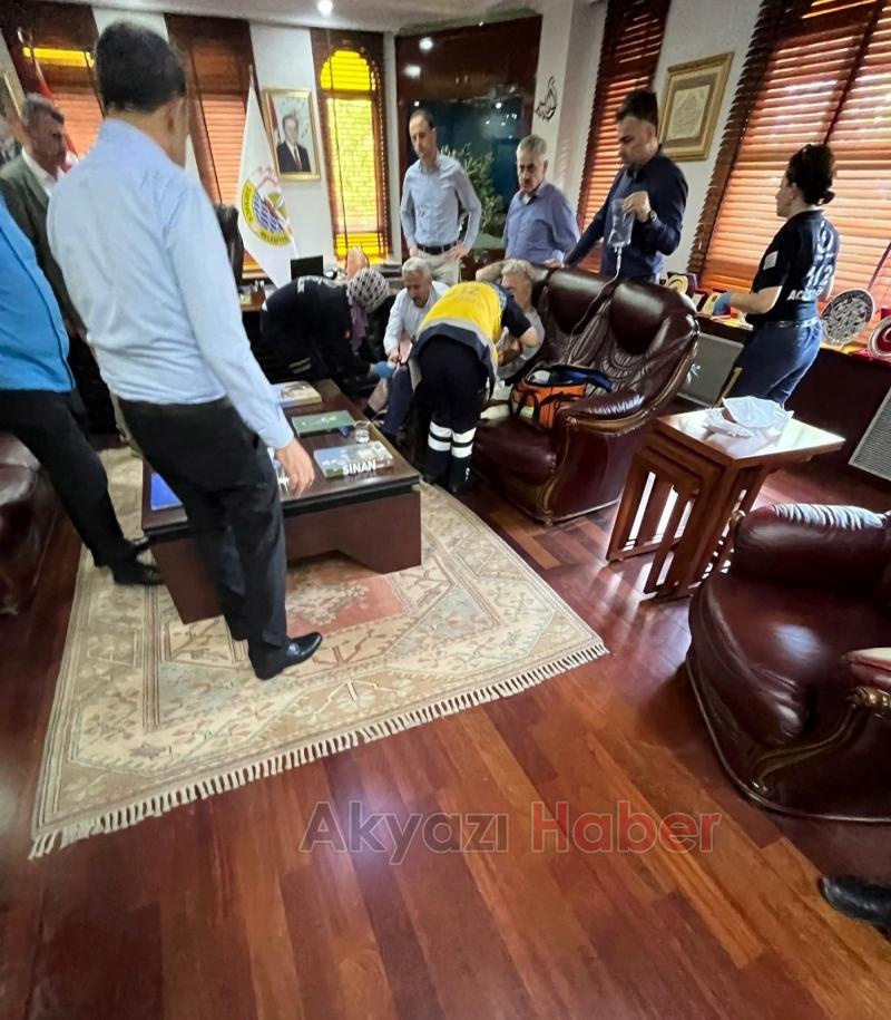 Belediye Başkanının makamında iş adamını silahla vurdu